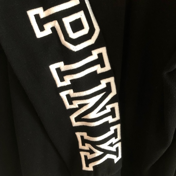 PINK Victoria’s Secret Gray Black Split White Chevron Crewneck Size L - Picture 3 of 4